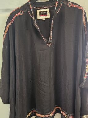 Johnny Was Black Embroidered V-Neck Tunic/ Pancho
